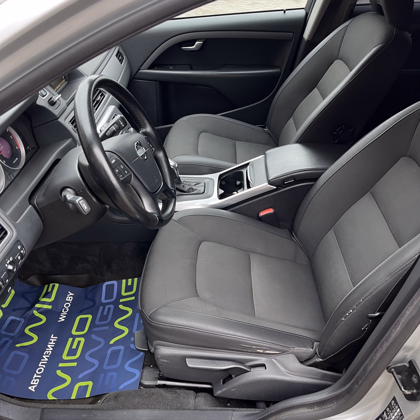 Volvo V70 фото 7