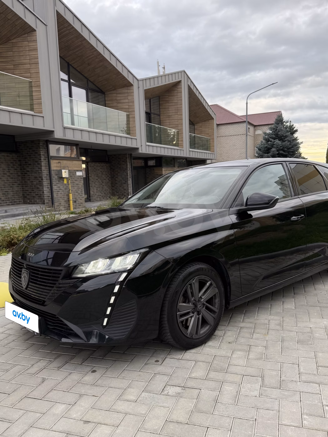 Peugeot 308 фото 2