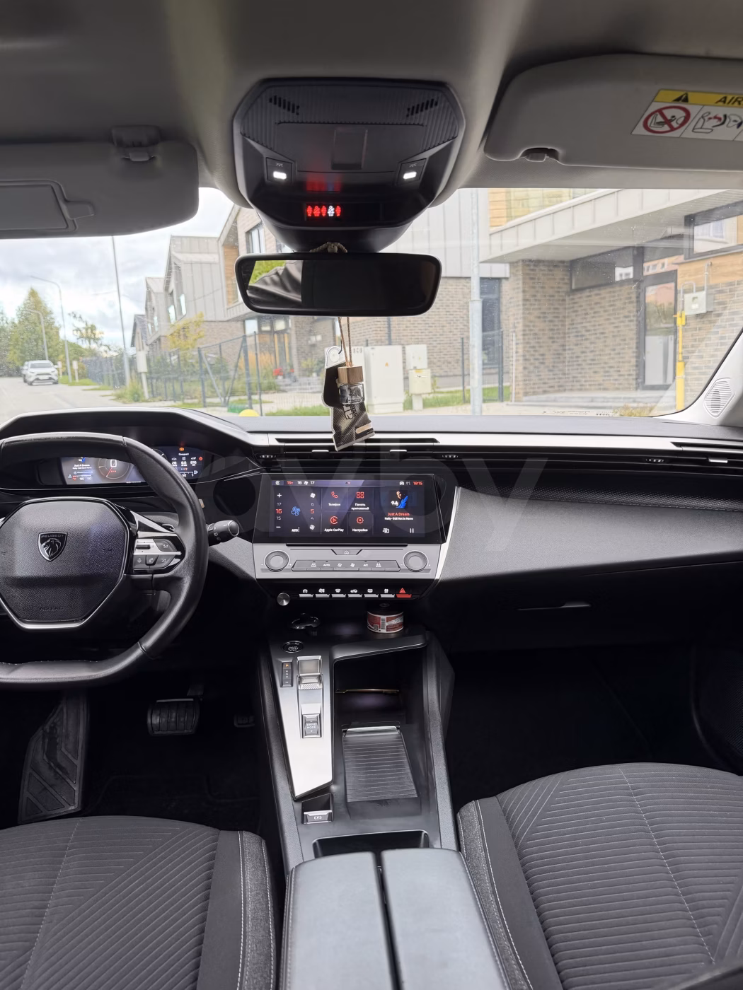 Peugeot 308 фото 11