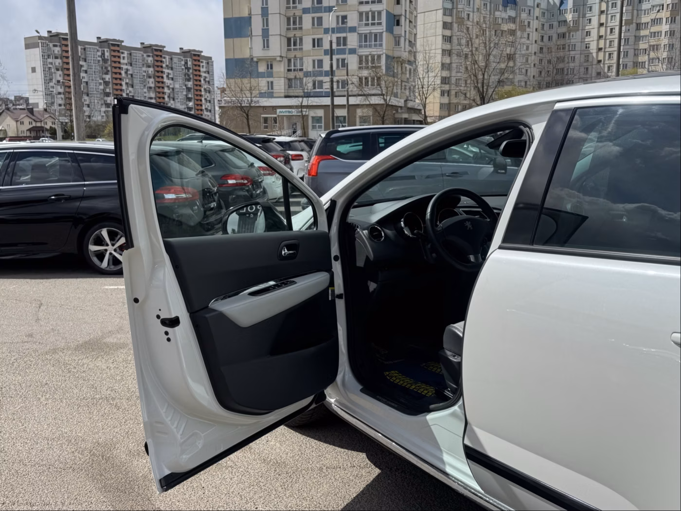 Peugeot 3008 фото 6