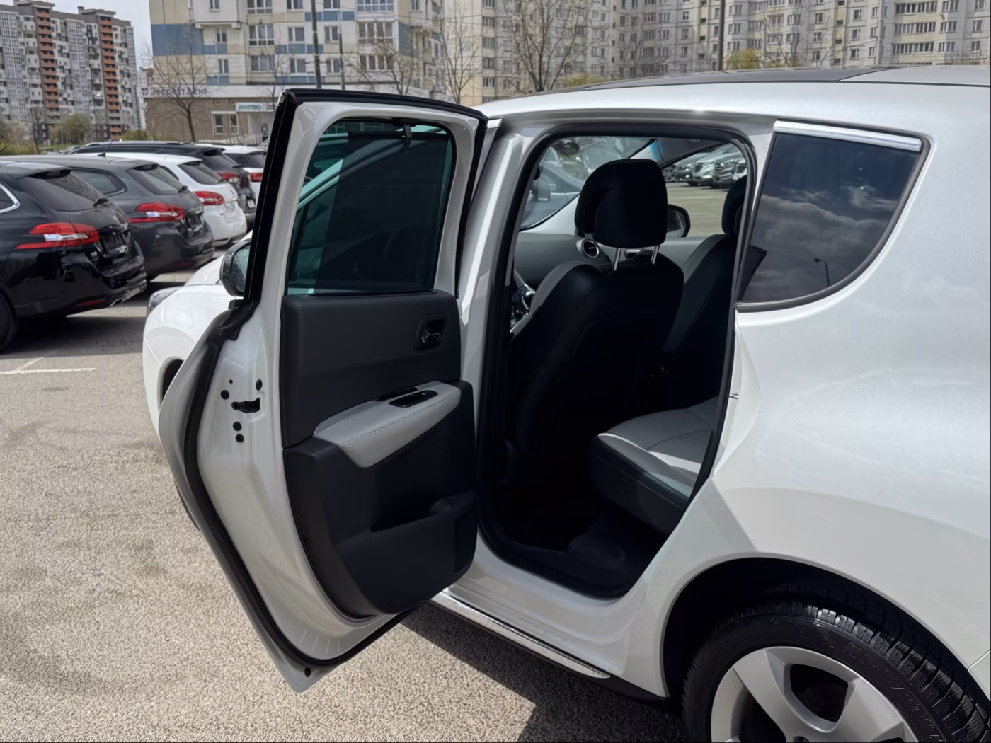 Peugeot 3008 фото 8