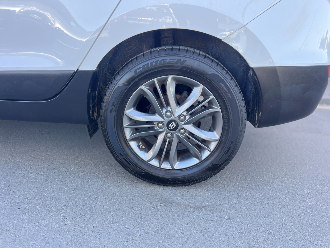 Hyundai ix35 фото 8