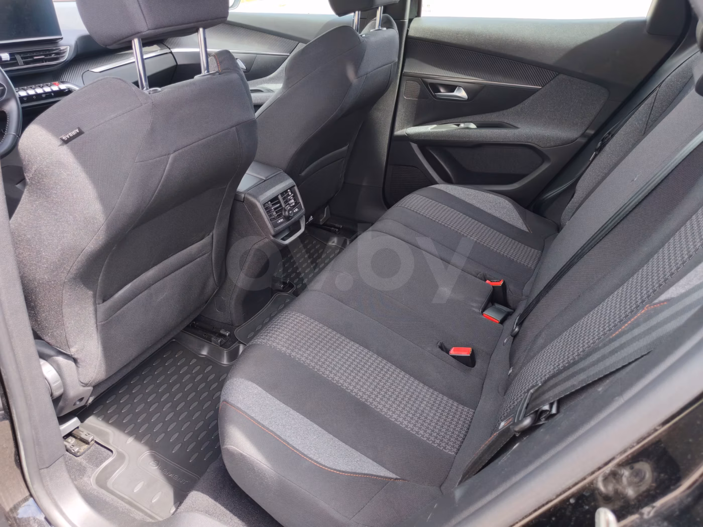 Peugeot 3008 фото 9