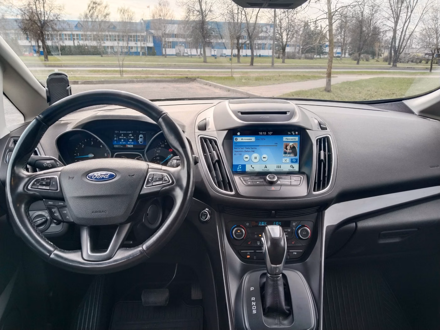 Ford Grand C-Max фото 9