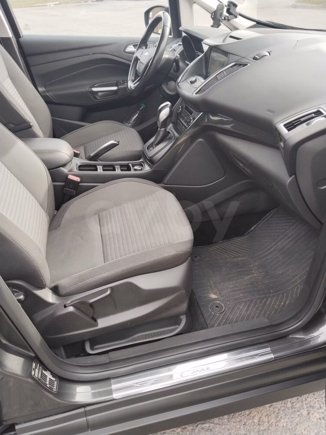 Ford Grand C-Max фото 11
