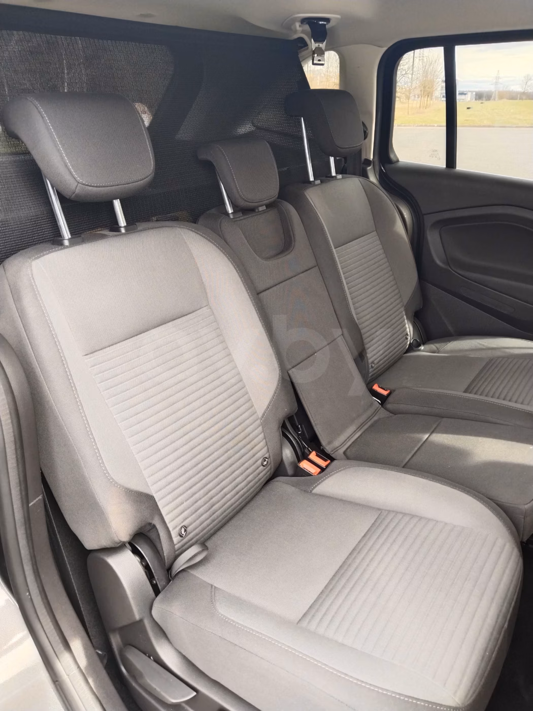 Ford Grand C-Max фото 12