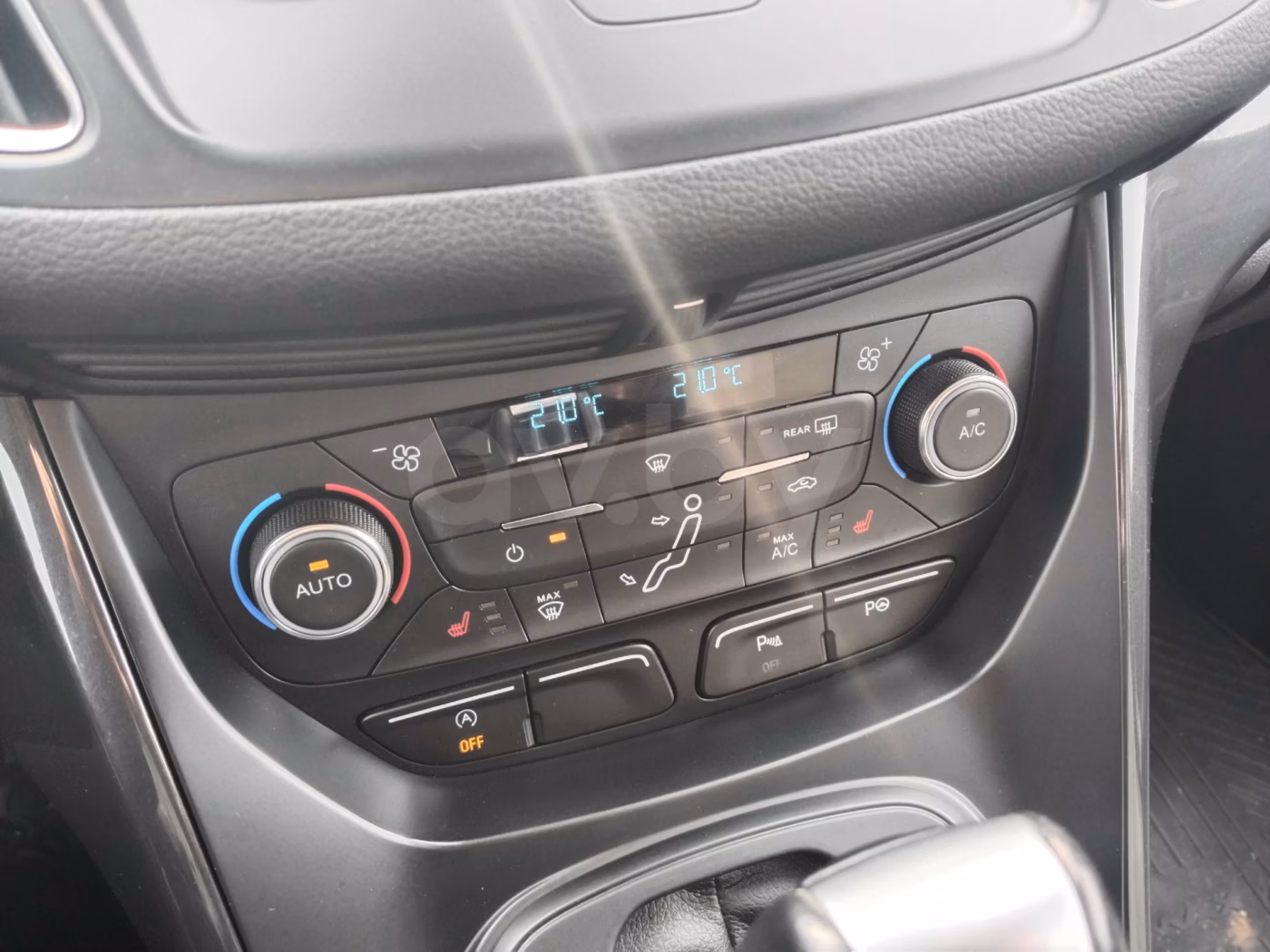 Ford Grand C-Max фото 16