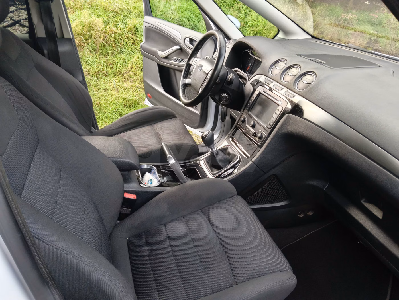 Ford S-MAX фото 11