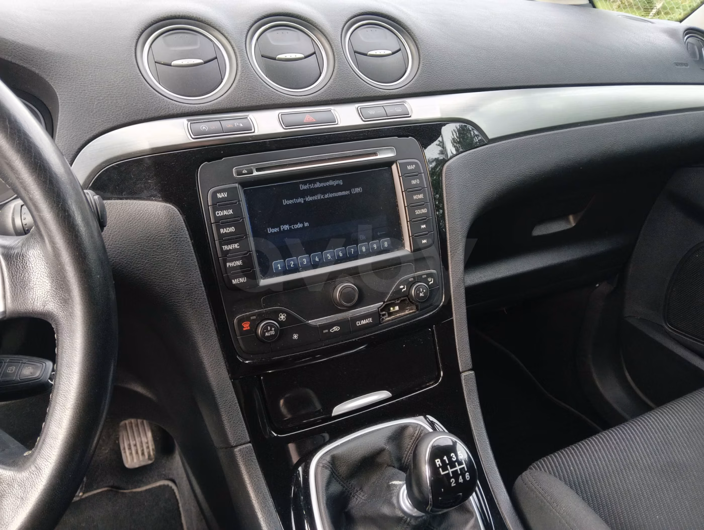 Ford S-MAX фото 13
