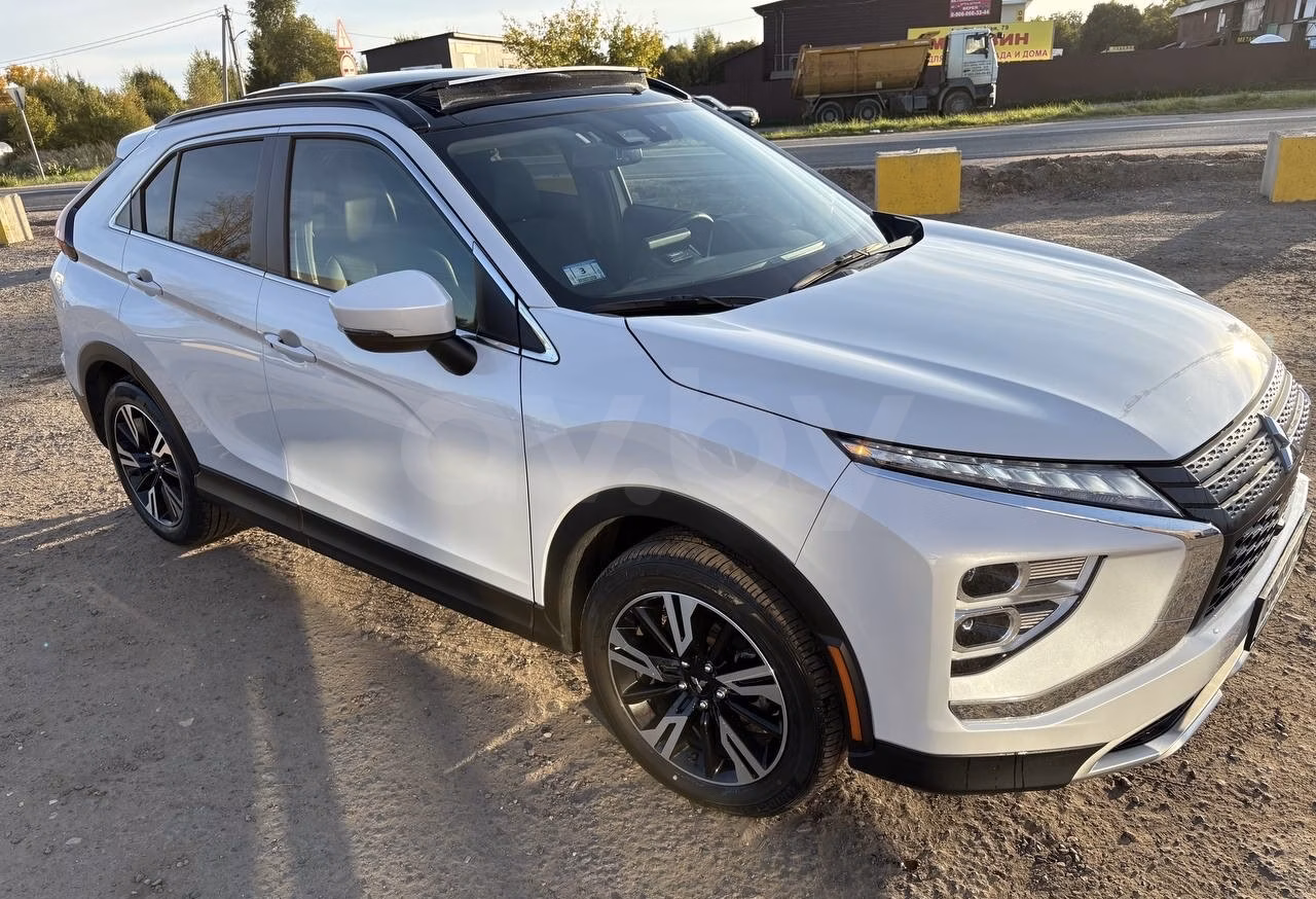 Mitsubishi Eclipse Cross фото 6