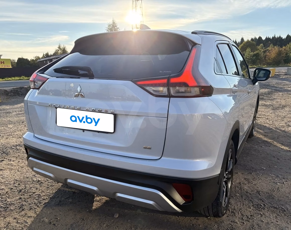 Mitsubishi Eclipse Cross фото 8