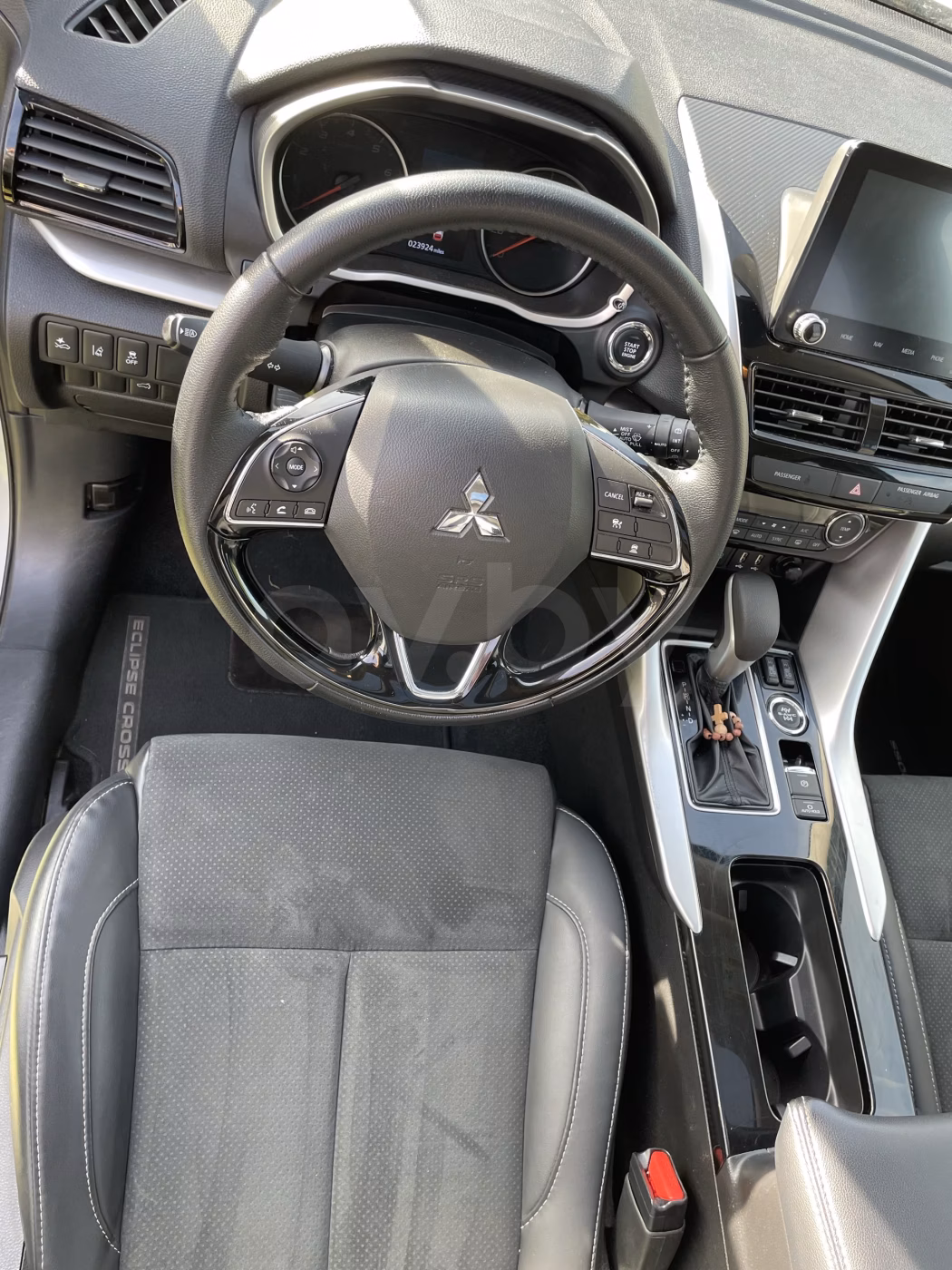 Mitsubishi Eclipse Cross фото 14