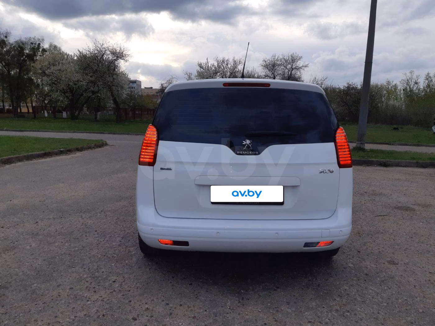 Peugeot 5008 фото 6