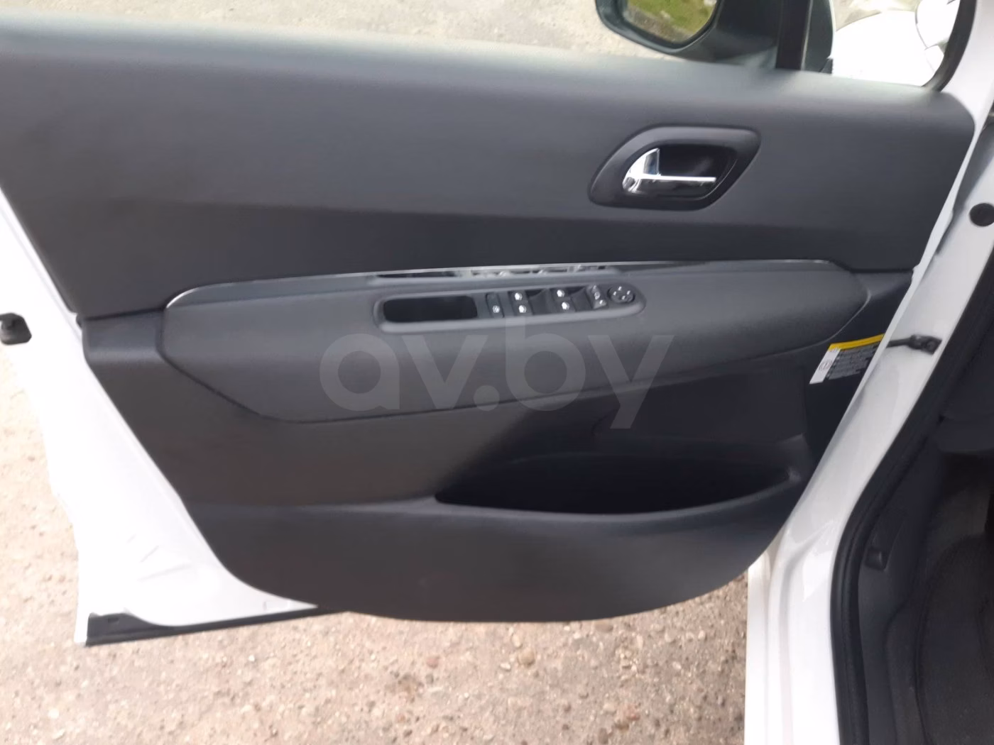 Peugeot 5008 фото 12