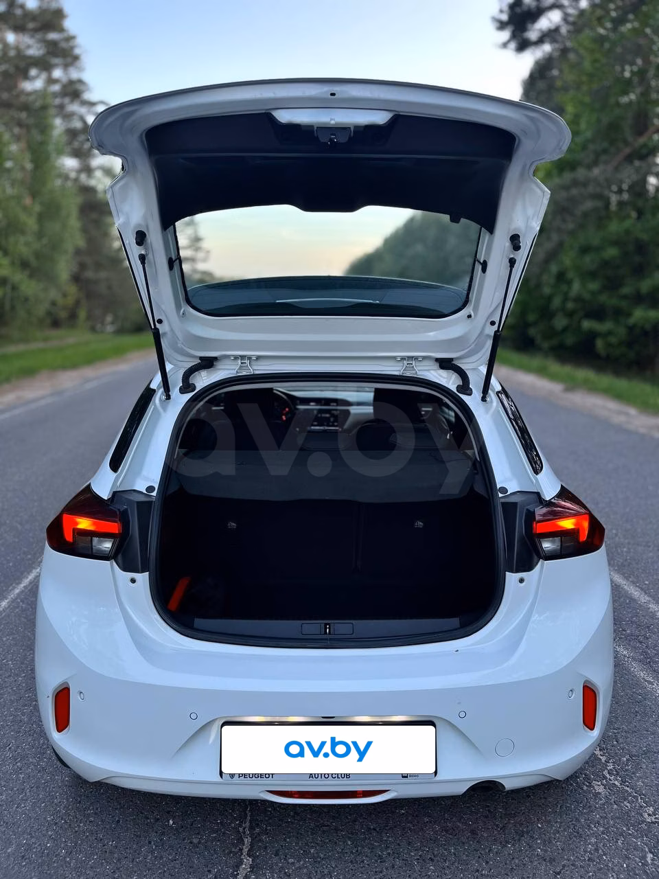 Opel Corsa фото 10
