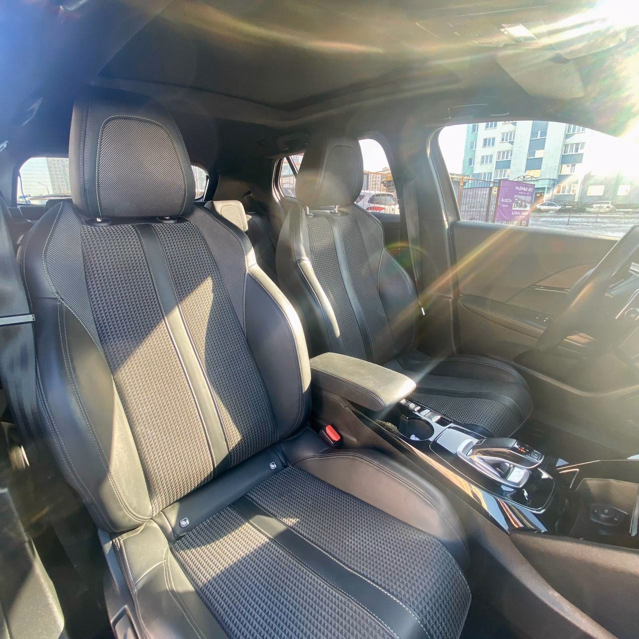 Peugeot 2008 фото 14