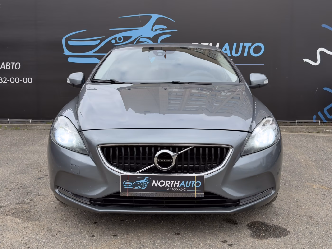 Volvo V40 фото 2
