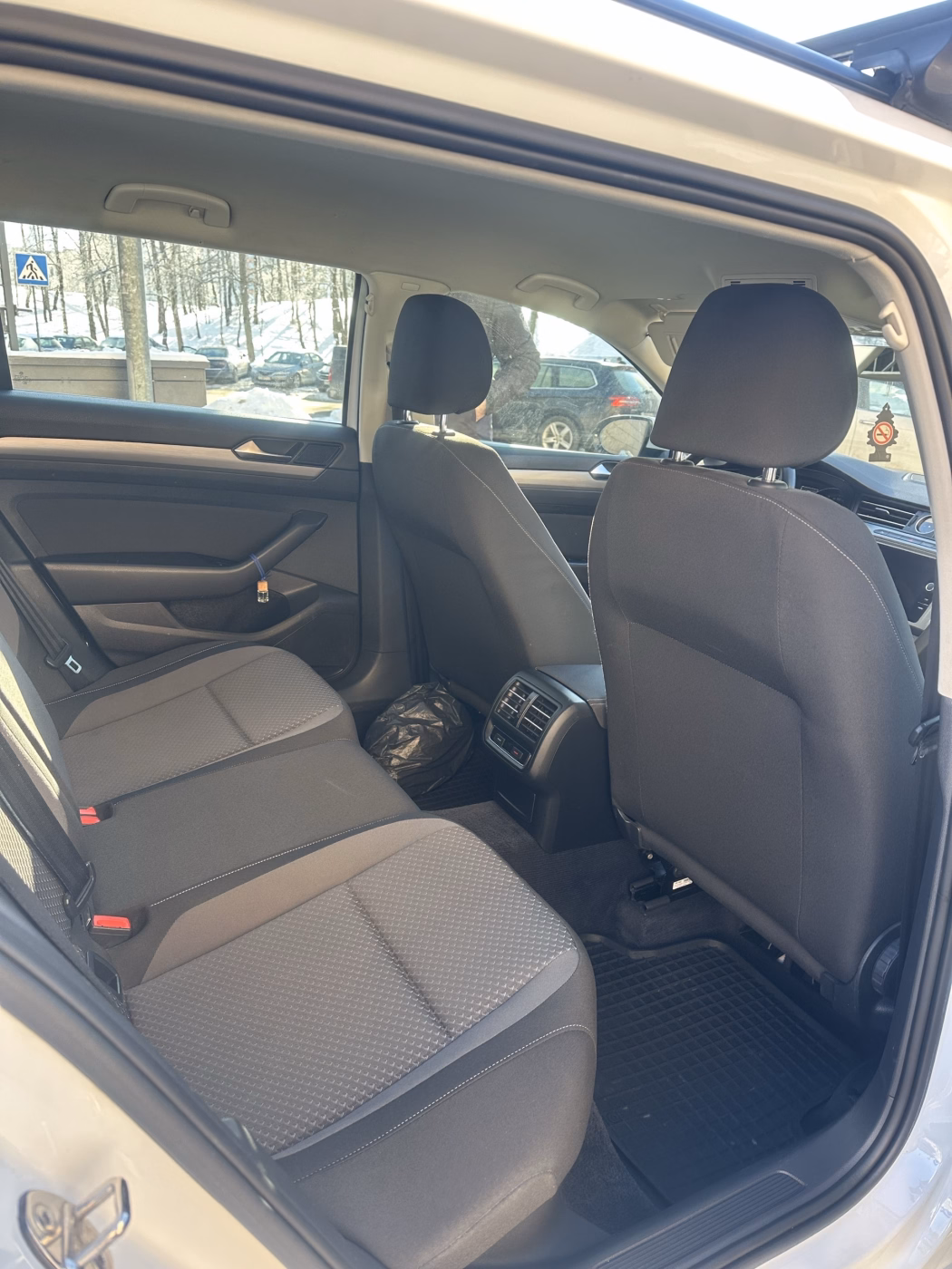 Volkswagen Passat фото 17