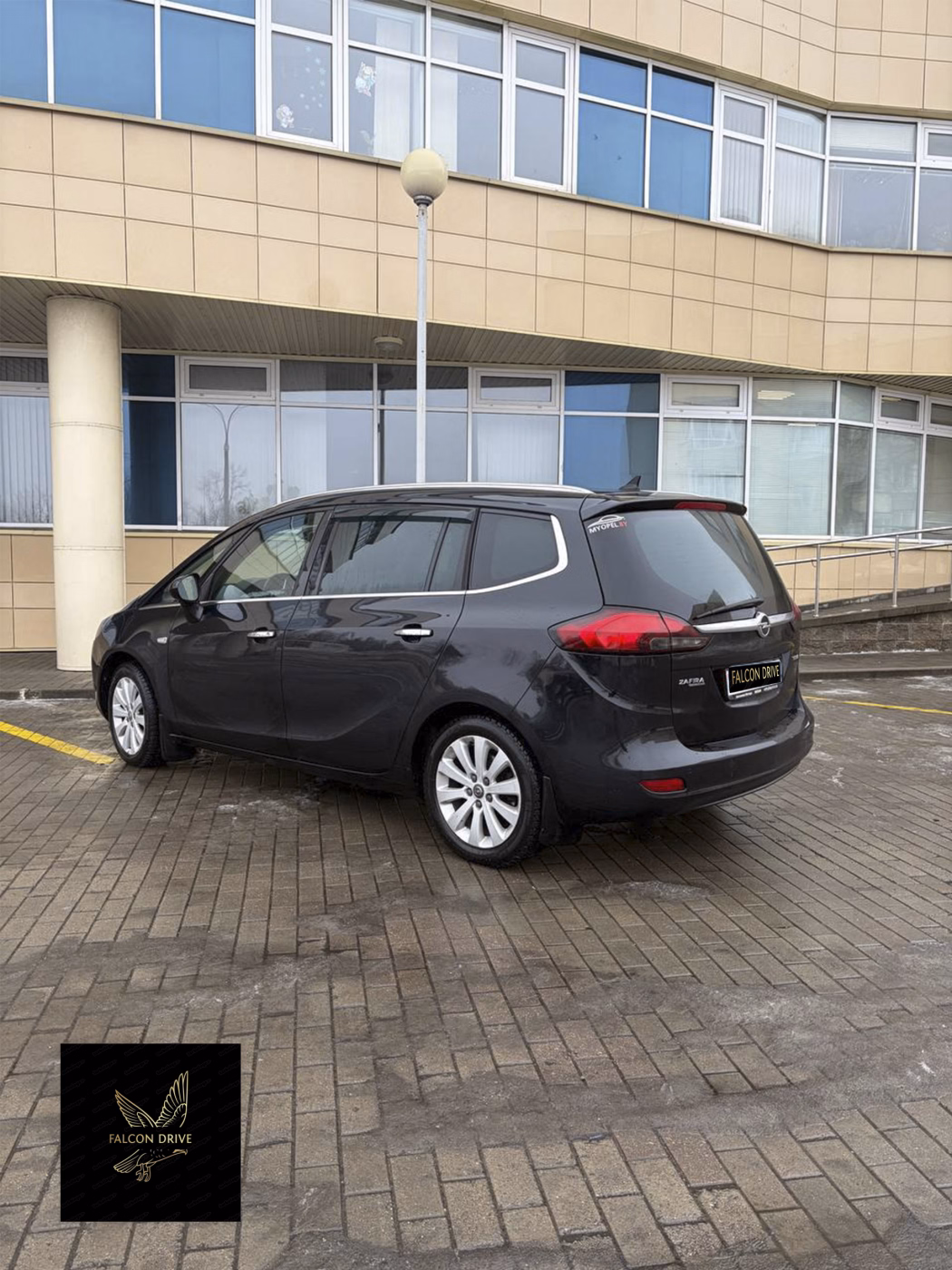 Opel Zafira фото 4