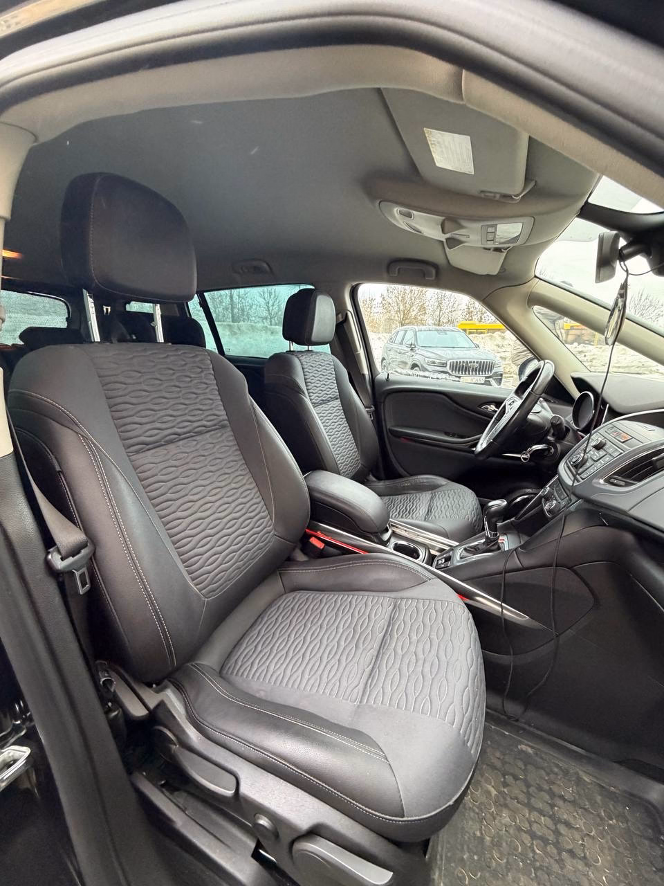 Opel Zafira фото 12