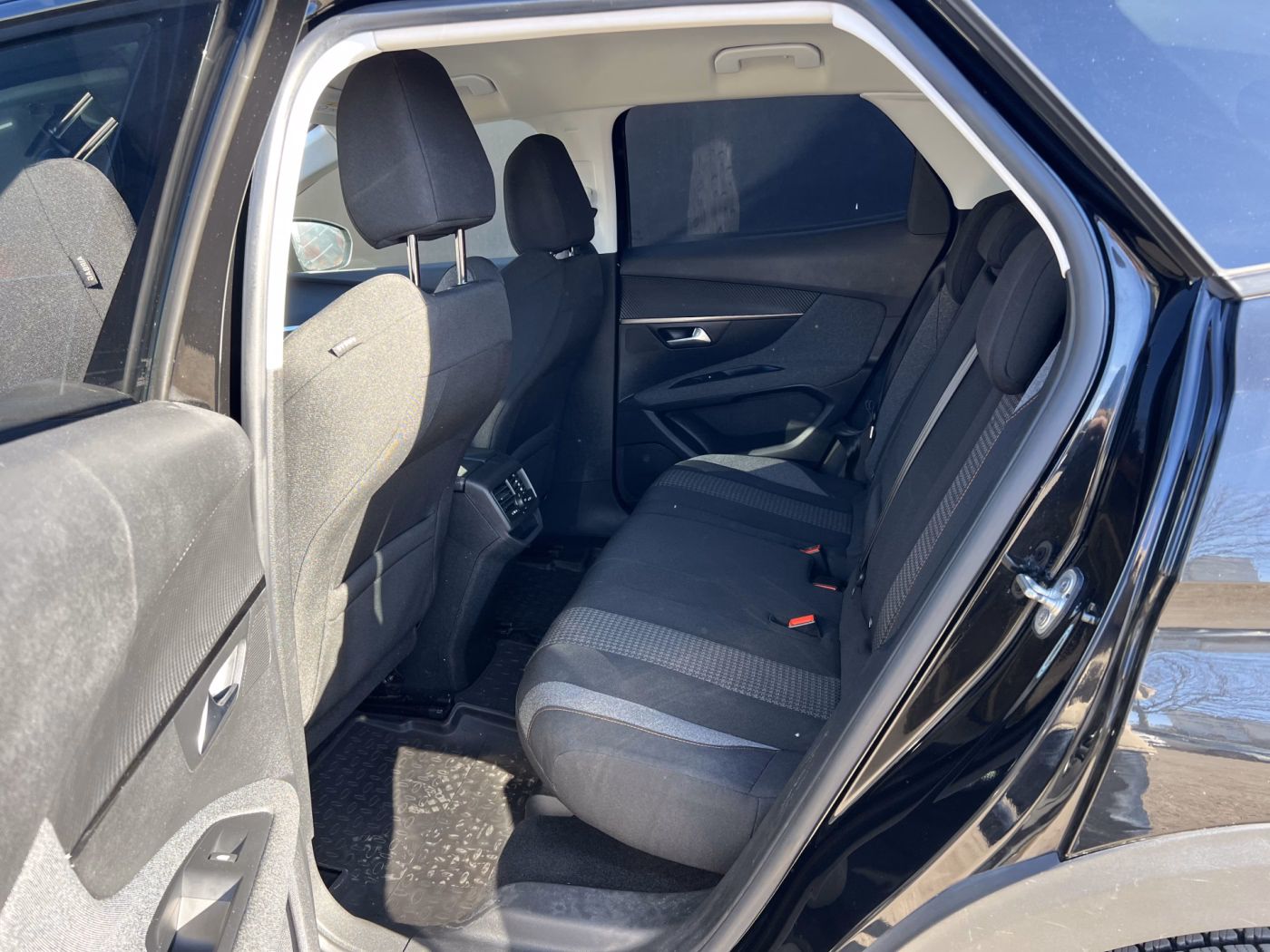 Peugeot 3008 фото 11