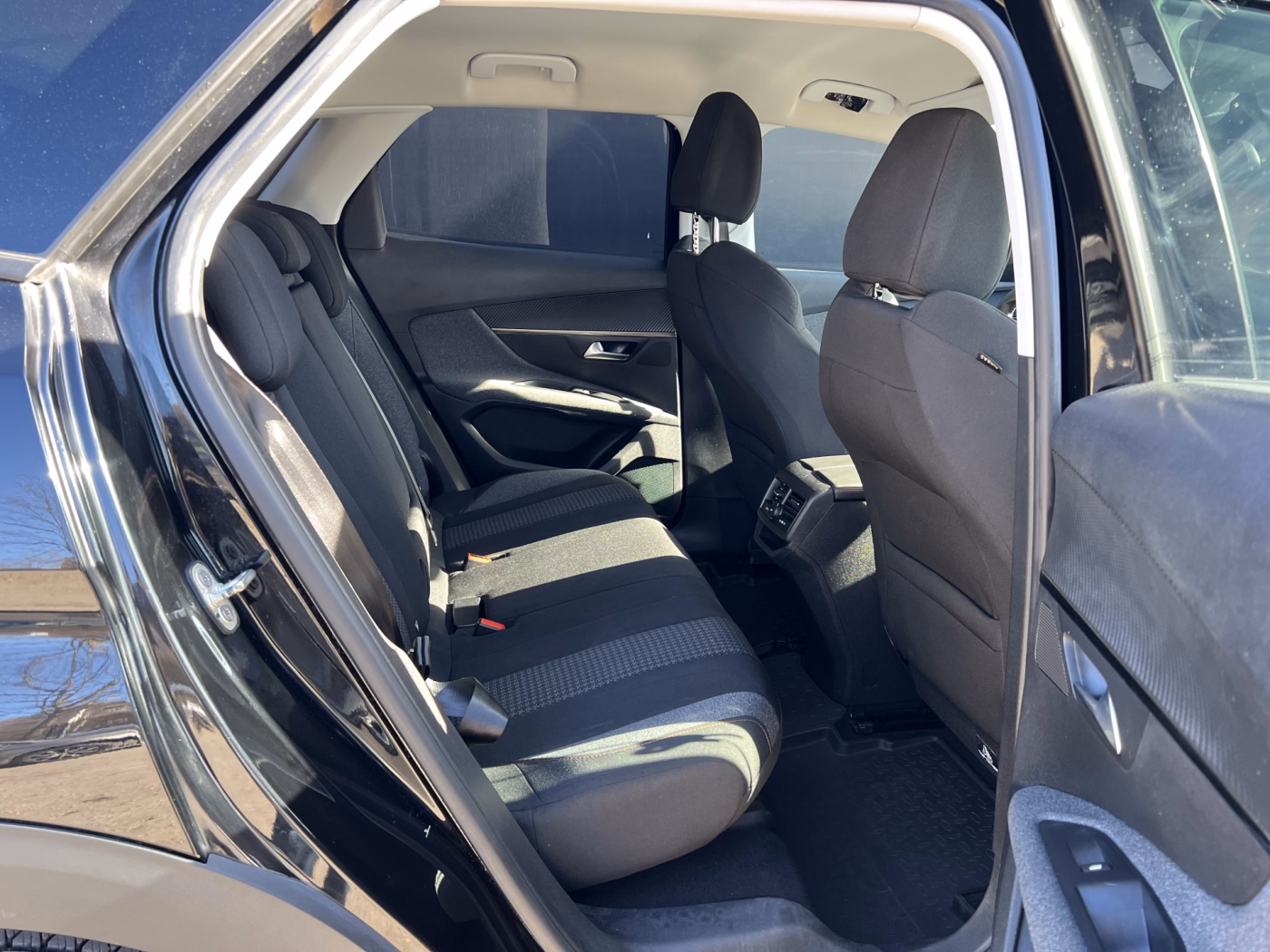 Peugeot 3008 фото 19