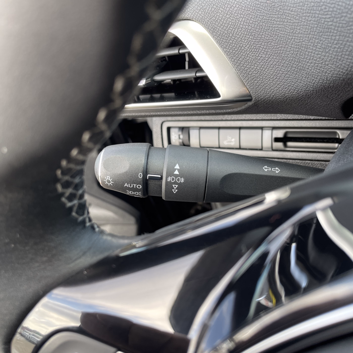 Peugeot 3008 фото 17