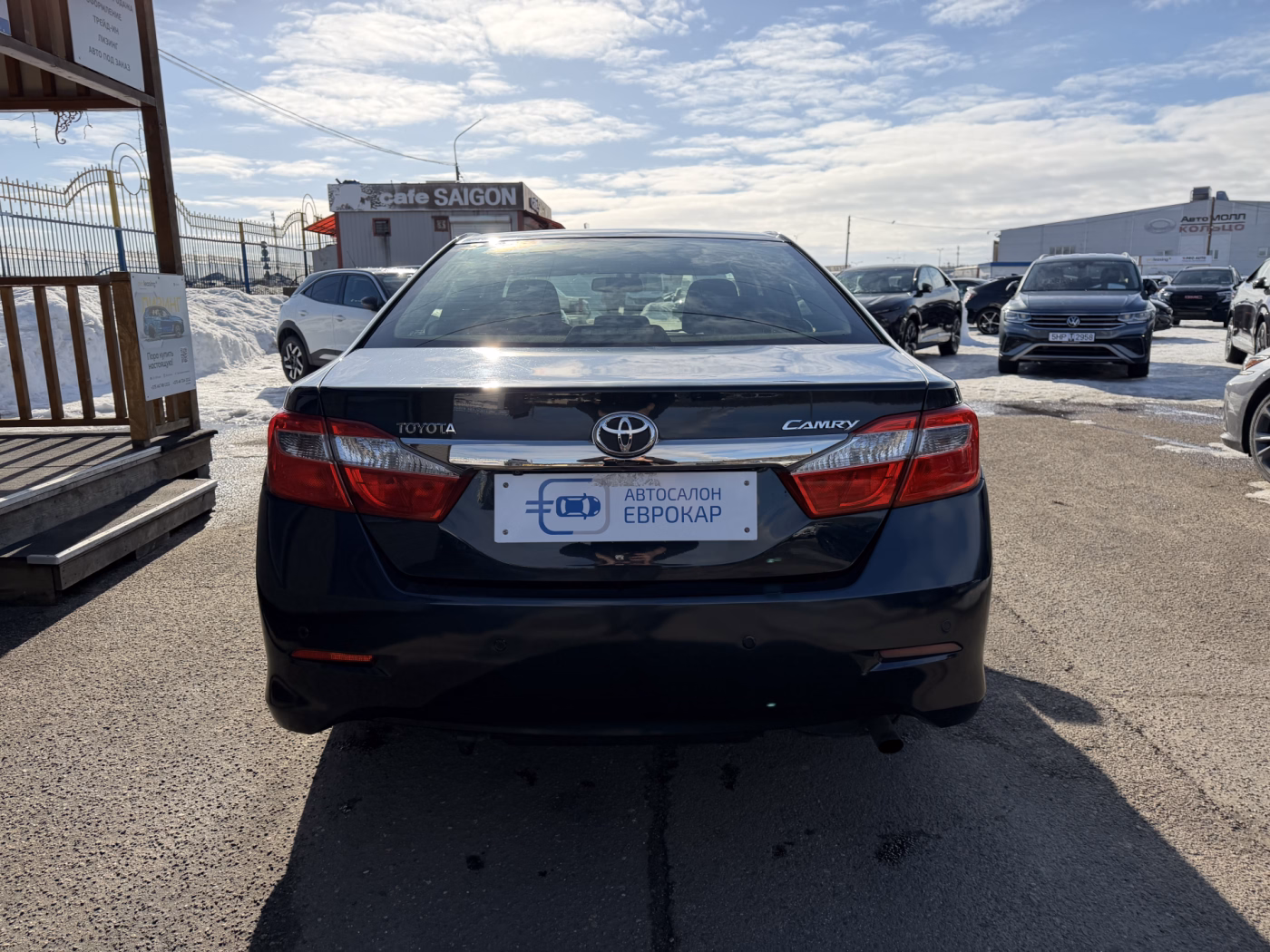 Toyota Camry фото 6