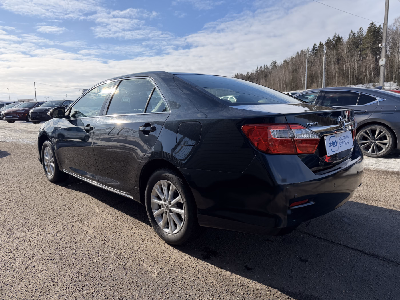 Toyota Camry фото 7