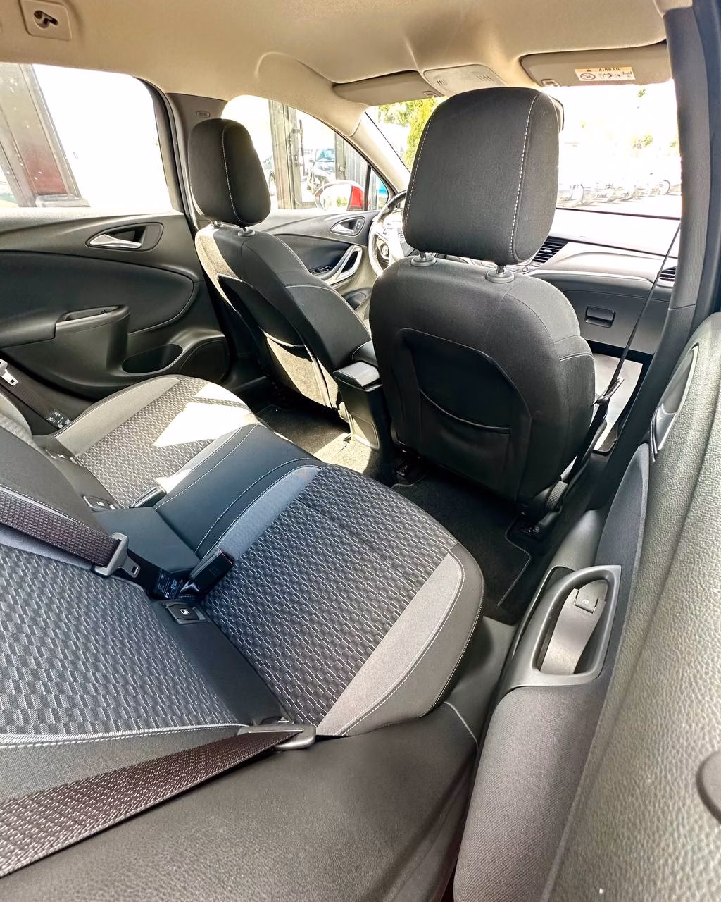 Opel Astra фото 13
