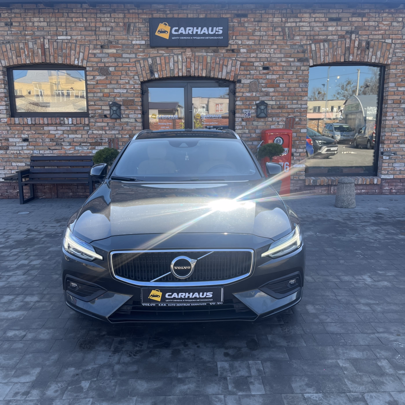 Volvo V60 фото 2