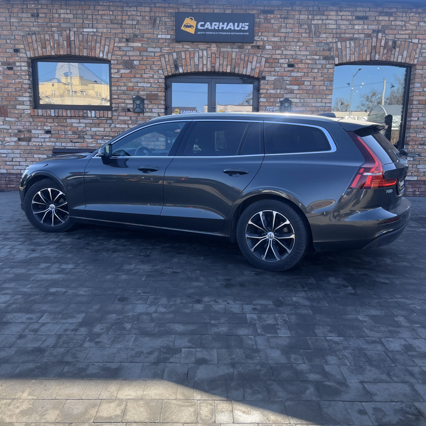 Volvo V60 фото 5