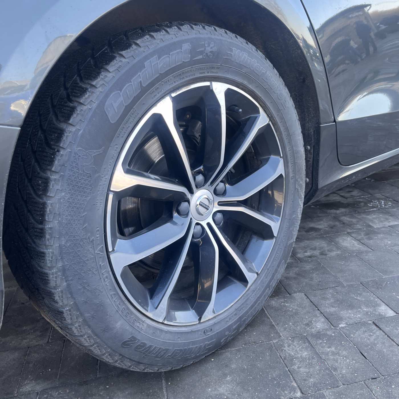Volvo V60 фото 8