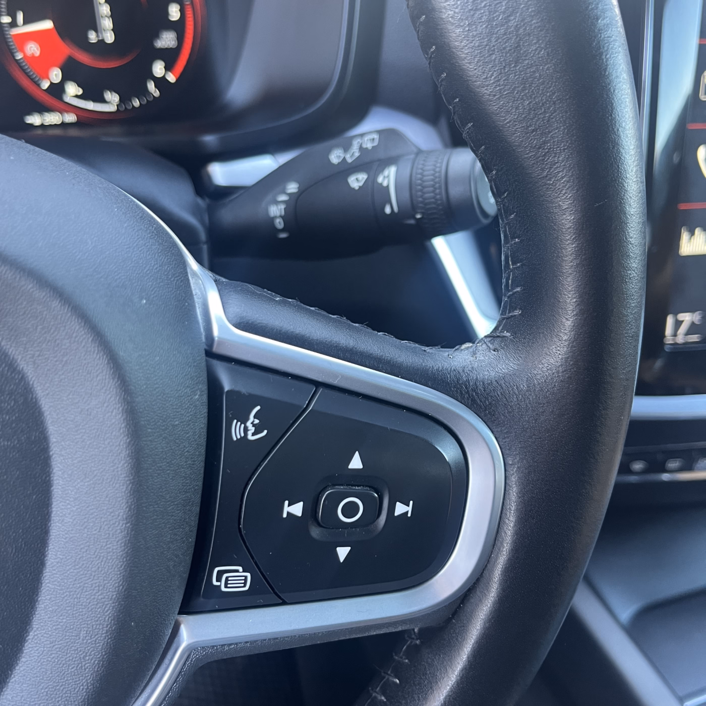 Volvo V60 фото 18