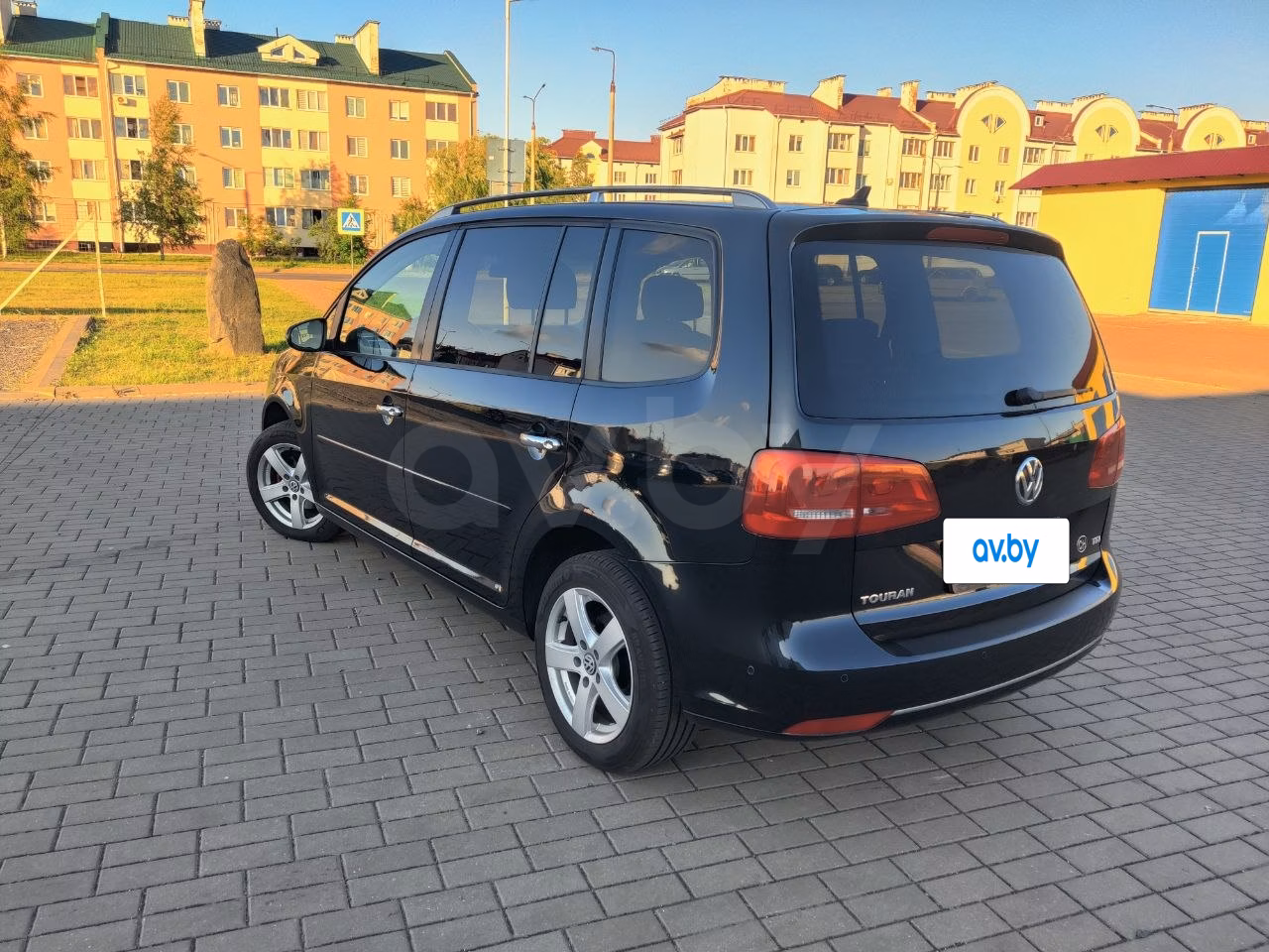 Volkswagen Touran фото 6
