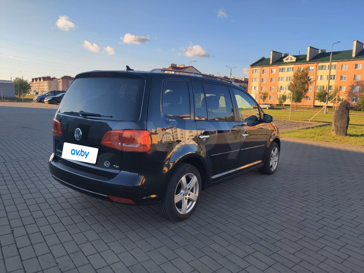 Volkswagen Touran фото 7