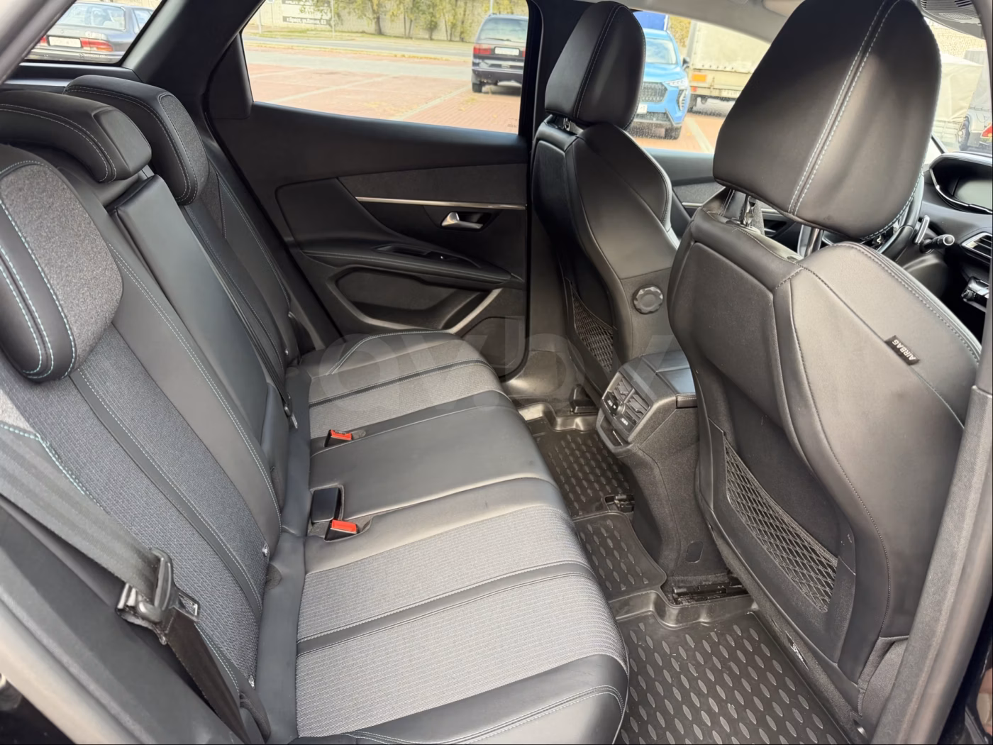 Peugeot 3008 фото 11