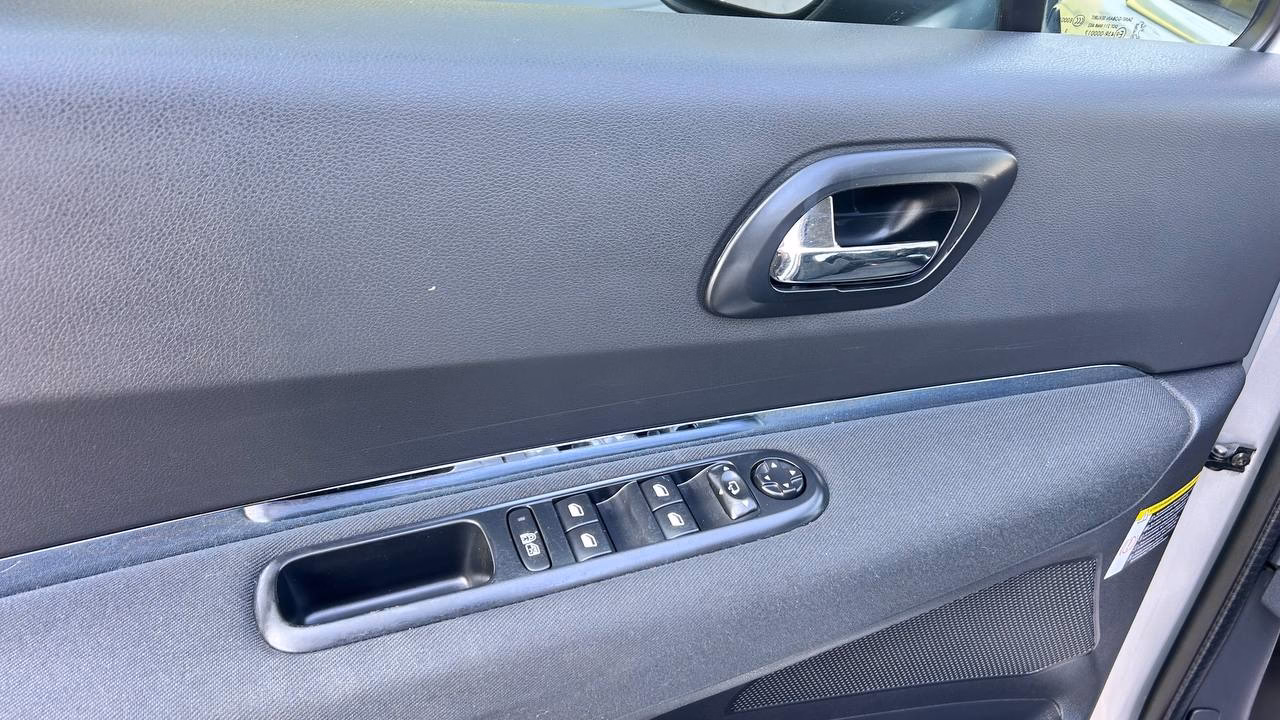 Peugeot 5008 фото 15