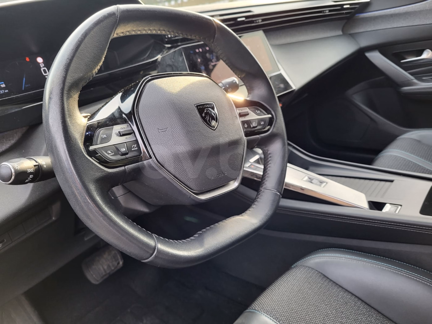 Peugeot 308 фото 16