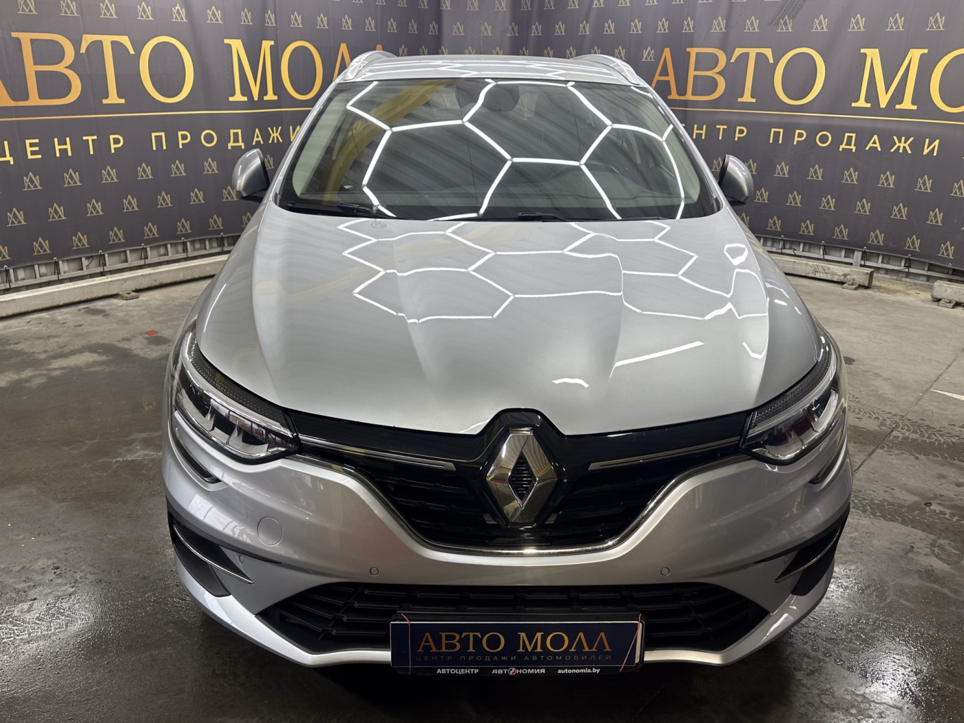 Renault Megane фото 2