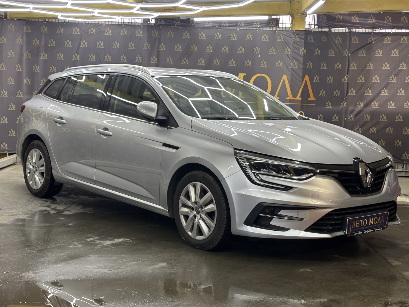 Renault Megane фото 4