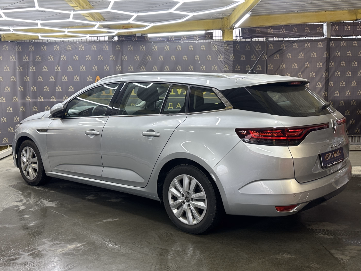 Renault Megane фото 7