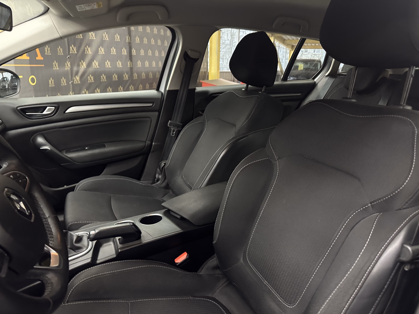 Renault Megane фото 18