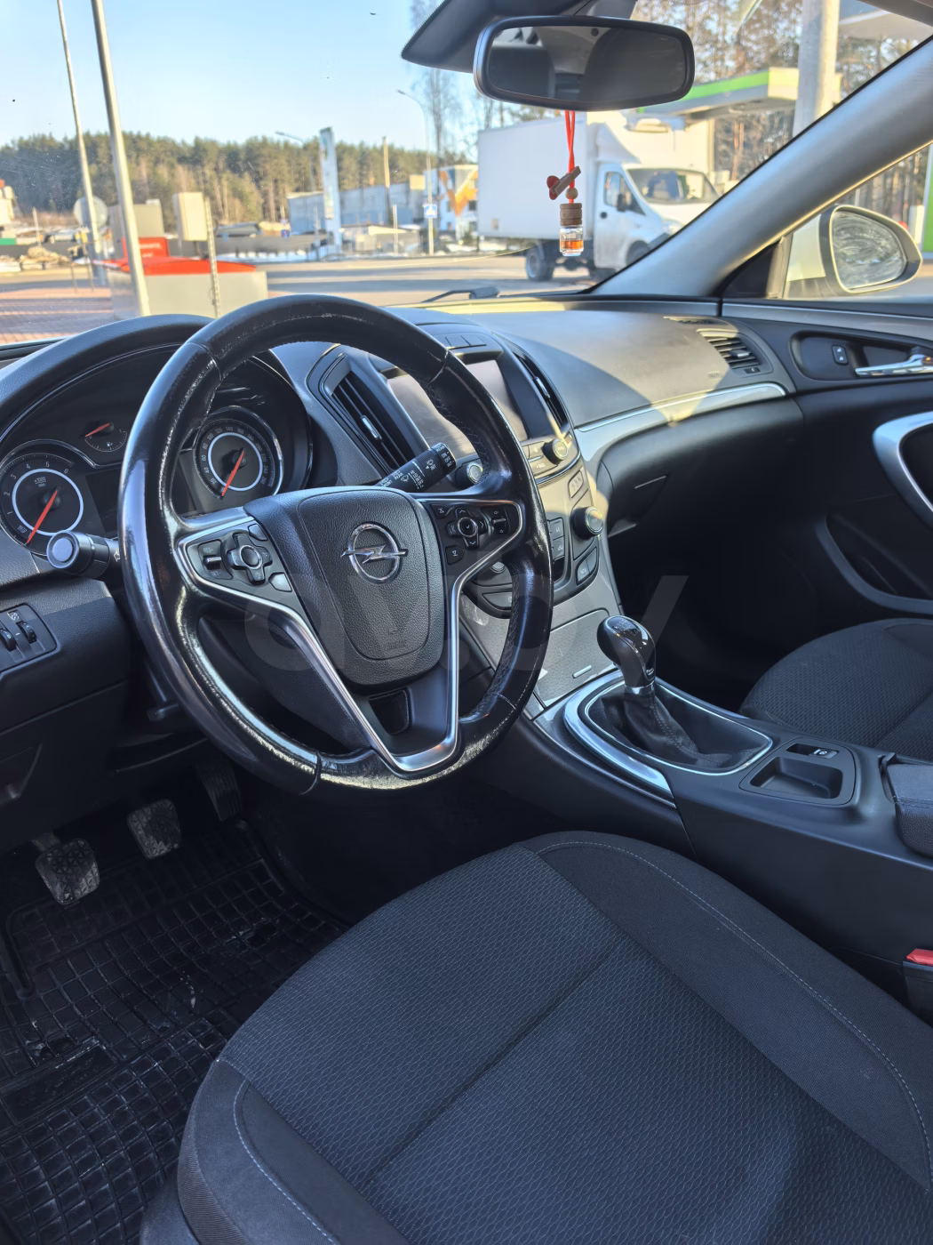 Opel Insignia фото 9