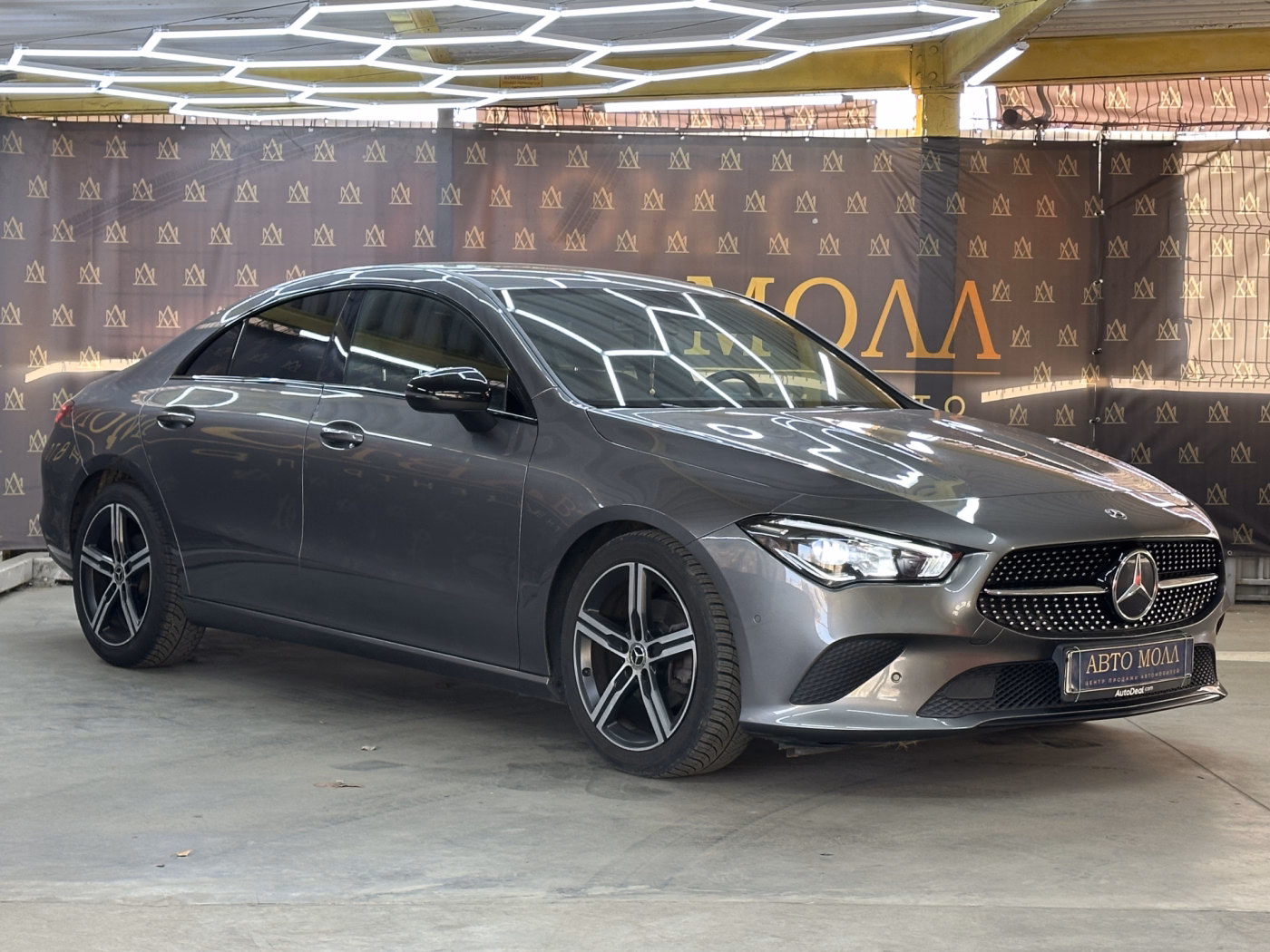 Mercedes-Benz CLA фото 4