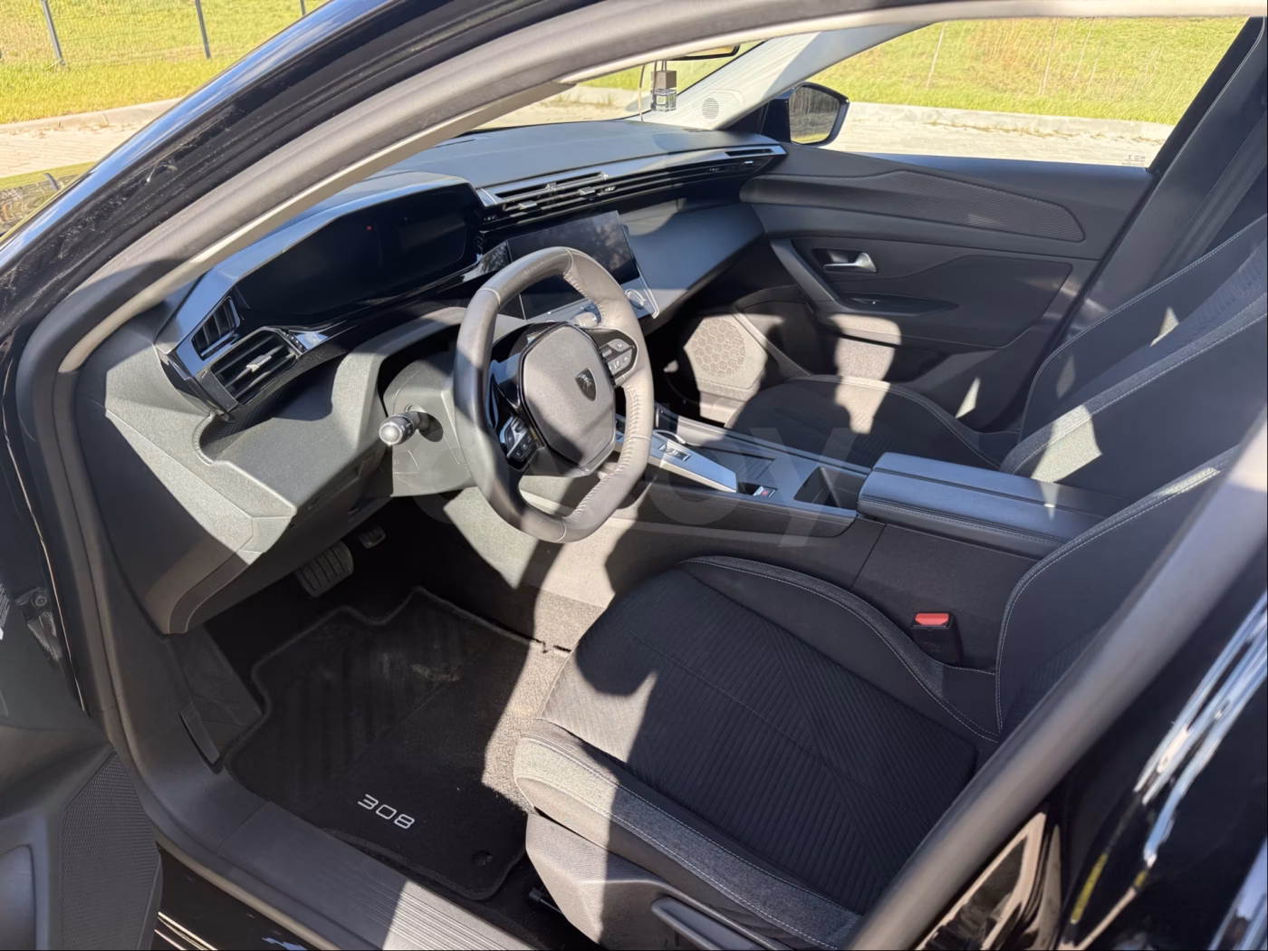 Peugeot 308 фото 9