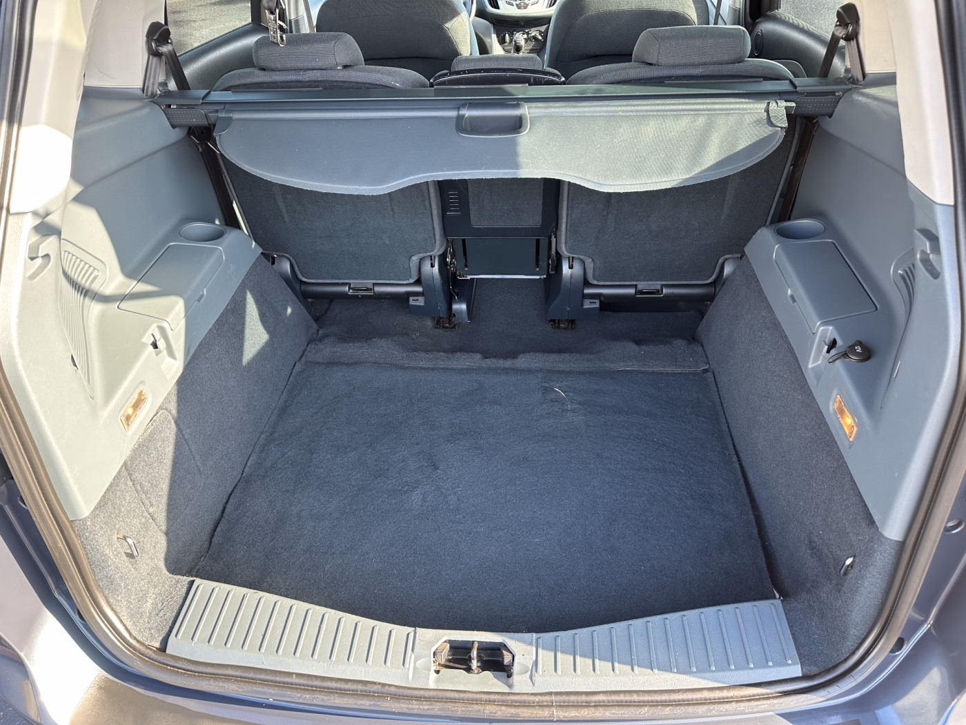 Ford Grand C-Max фото 10