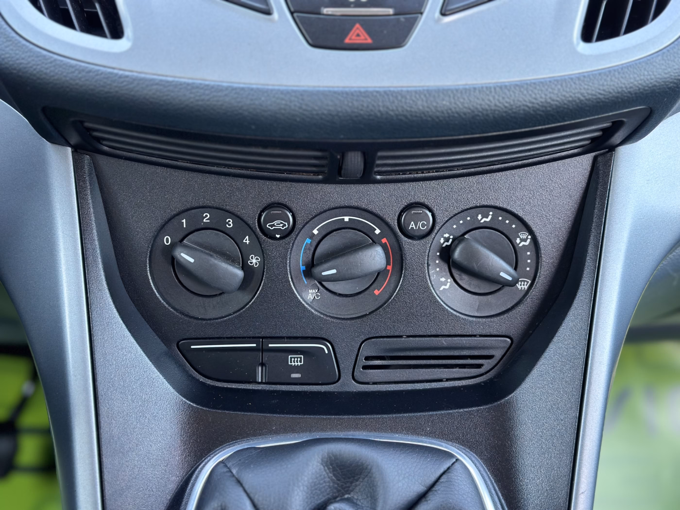 Ford Grand C-Max фото 19