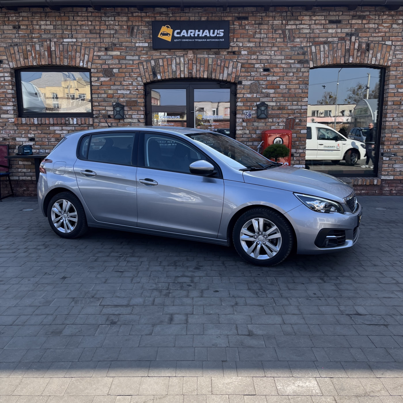 Peugeot 308