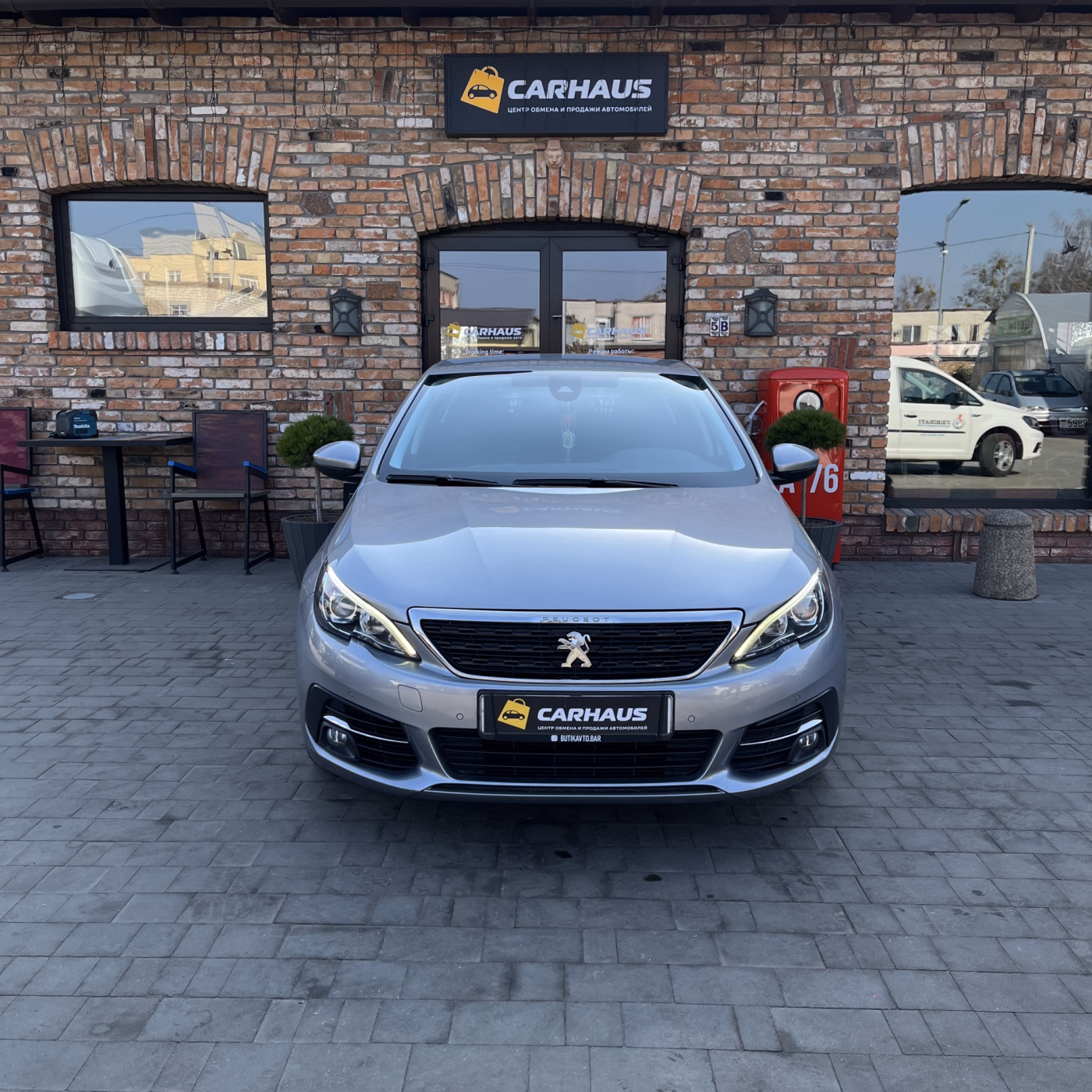 Peugeot 308 фото 2